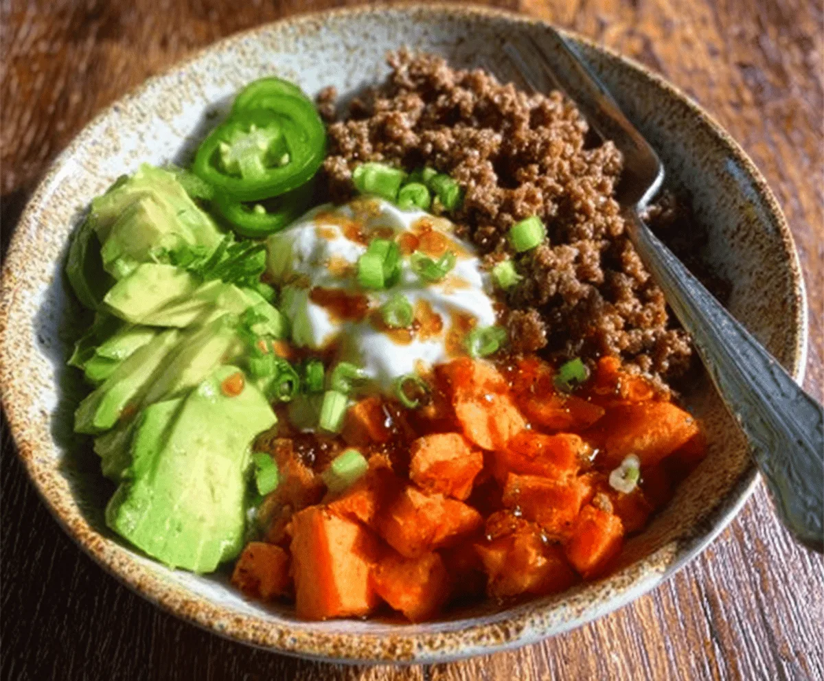 Spicy Sweet Ground Beef Bowl
