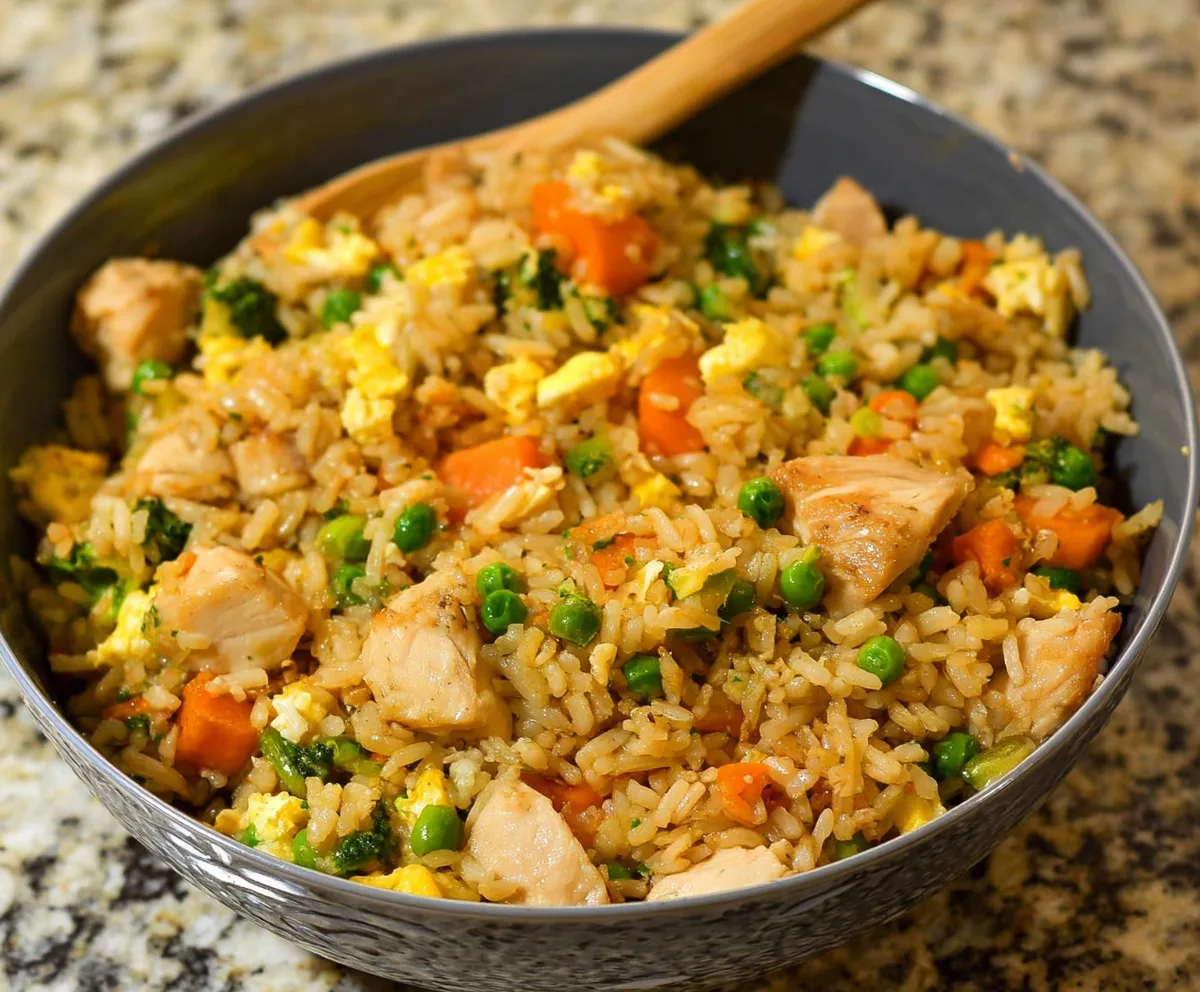 Easy Chicken Fried Rice with Veggies